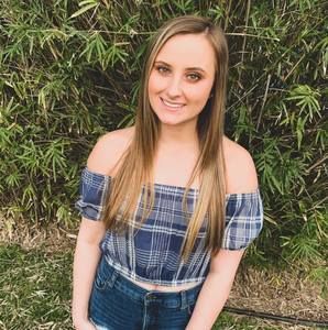 Meet your Posher, Bailey alise